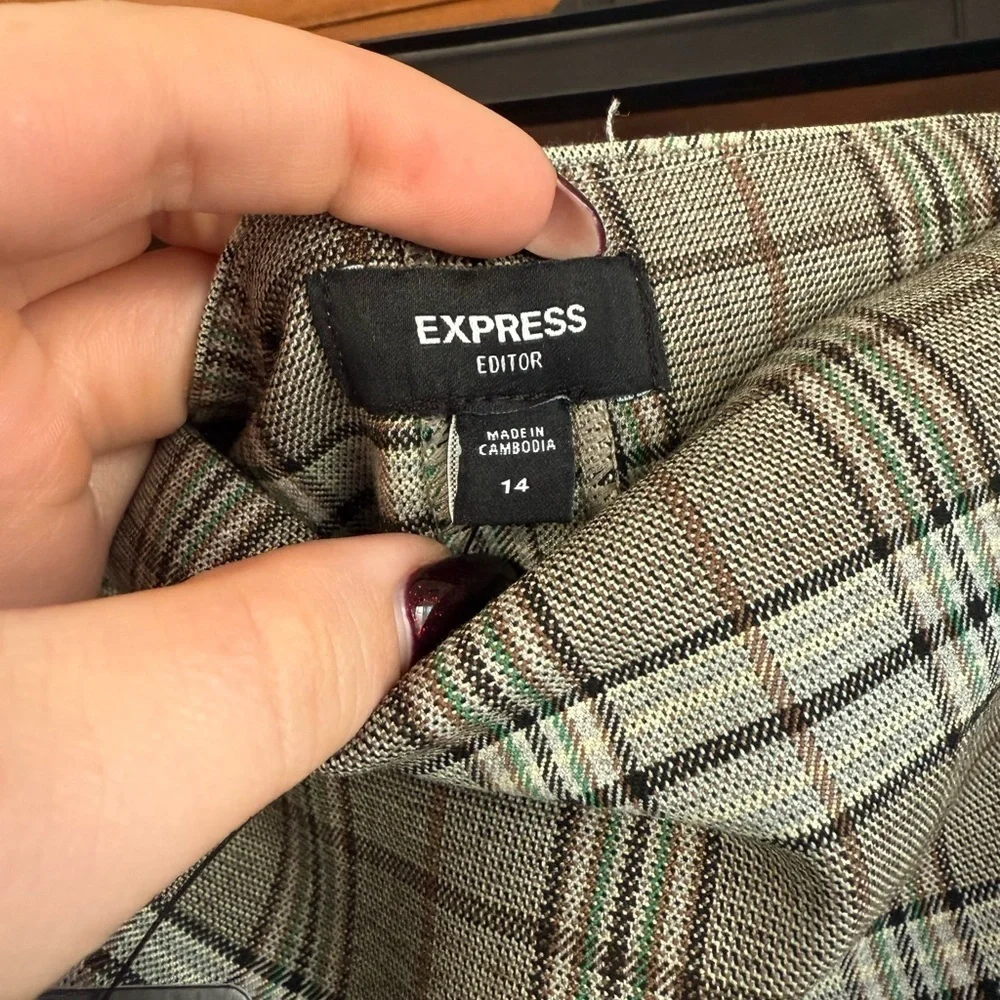 Express Editor Plaid Super High Waisted Mini Skort